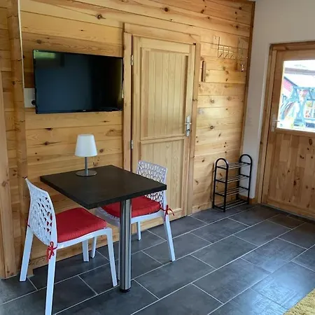 Chalet Chalet 2 Personnes Avec Jacuzzi Et Piscine Saisonniere Partagee