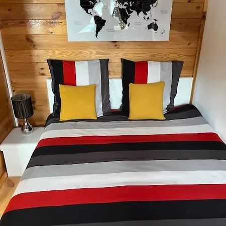 샬레 2 Personnes Avec Jacuzzi Privatif Et Piscine Saisonniere Partagee Corcieux