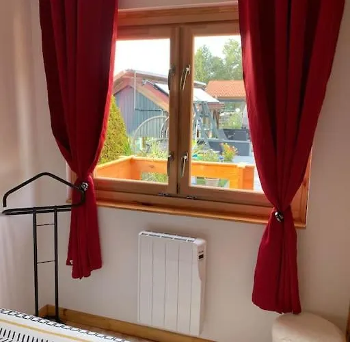 2 Personnes Avec Jacuzzi Privatif Et Piscine Saisonniere Partagee Horská chata Corcieux