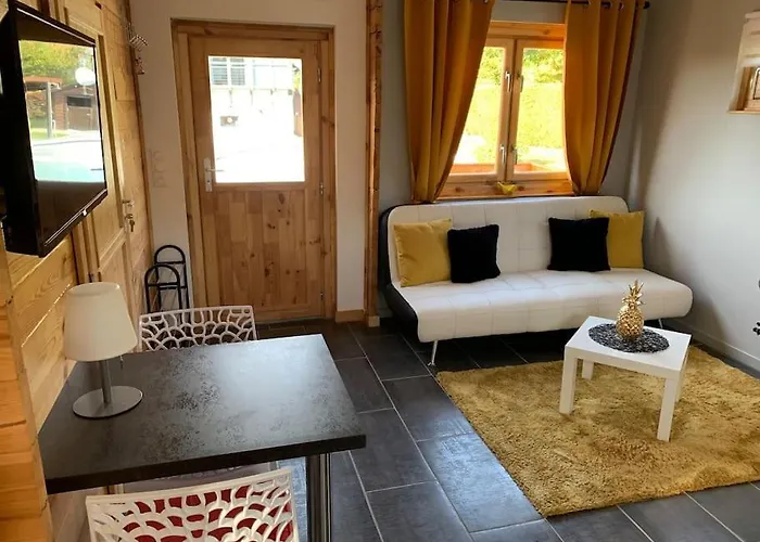 Domek alpejski 2 Personnes Avec Jacuzzi Privatif Et Piscine Saisonniere Partagee *