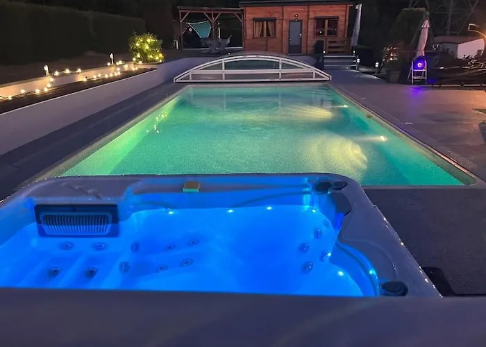 Horská chata 2 Personnes Avec Jacuzzi Privatif Et Piscine Saisonniere Partagee