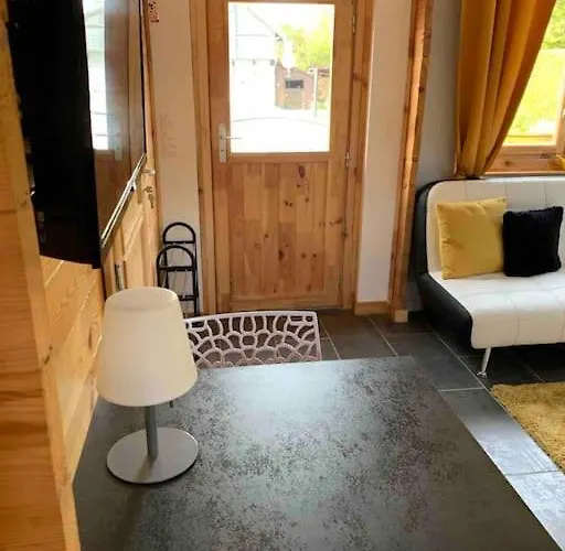 2 Personnes Avec Jacuzzi Privatif Et Piscine Saisonniere Partagee *