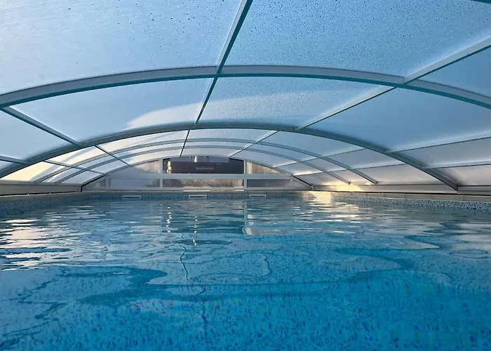 Domek alpejski 2 Personnes Avec Jacuzzi Privatif Et Piscine Saisonniere Partagee Corcieux